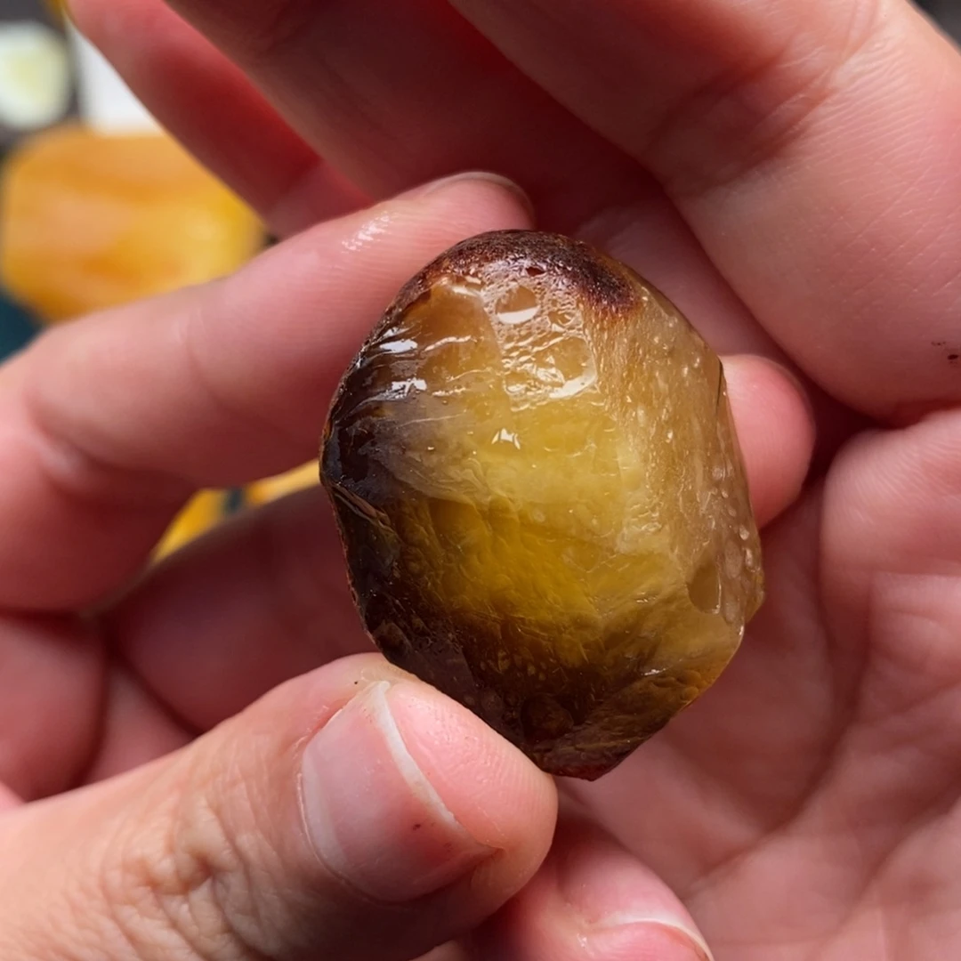 定制琥珀未镶嵌蜜蜡