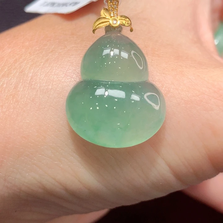 定制翡翠18K金镶嵌翡翠