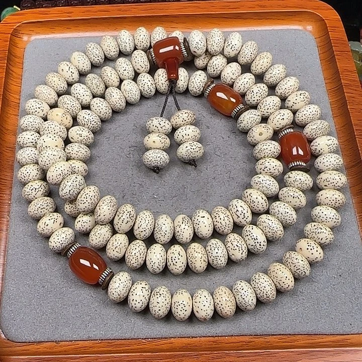 星月菩提吊坠星月菩提