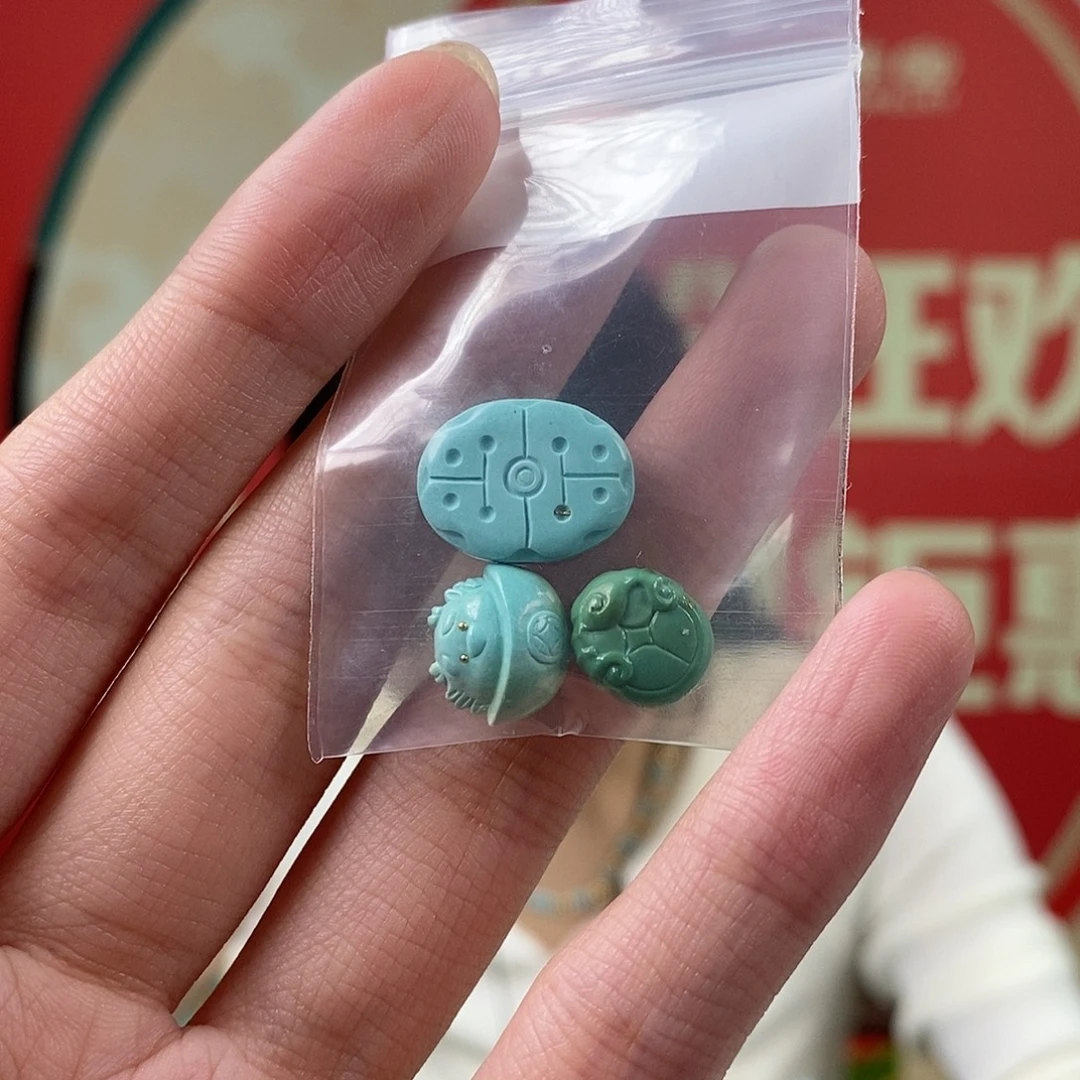 绿松石未镶嵌珠宝奇石