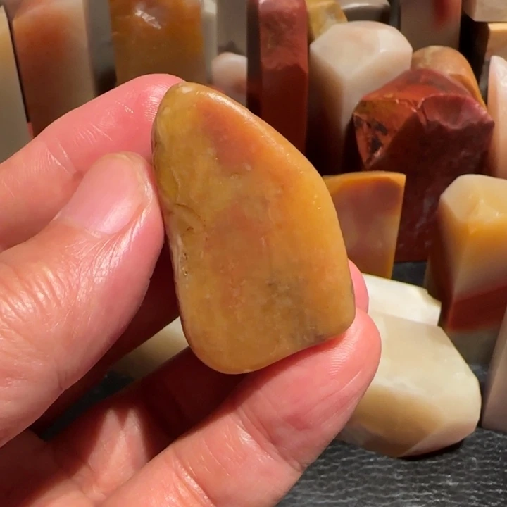 老挝石闲***月田黄原石，