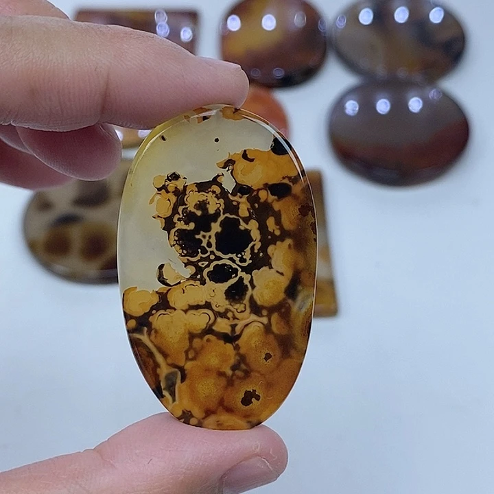 玛瑙/玉髓未镶嵌珠宝半成品