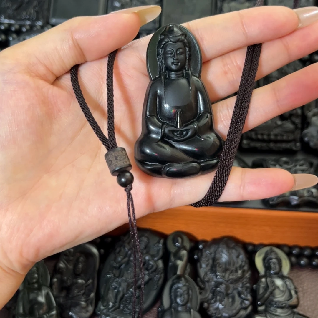 潇***生未镶嵌蛇纹石玉颈饰