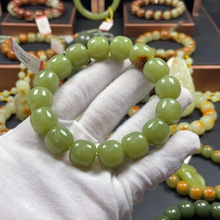 透闪石质玉未镶嵌手链