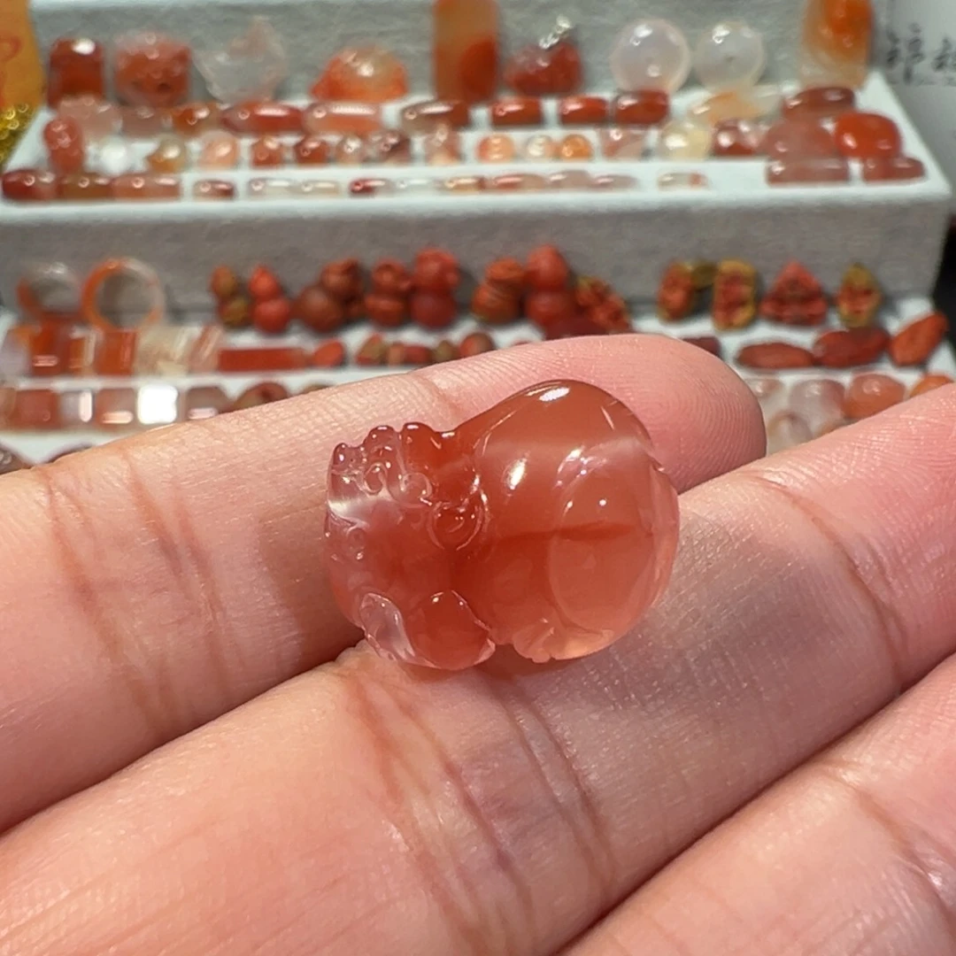 南红玛瑙川料未镶嵌貔貅2