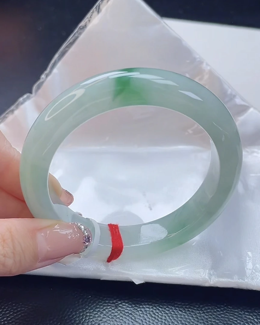 翡翠手镯未镶嵌翡翠G6G9