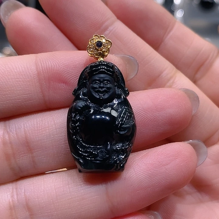 翡翠18K金镶嵌颈饰吊坠