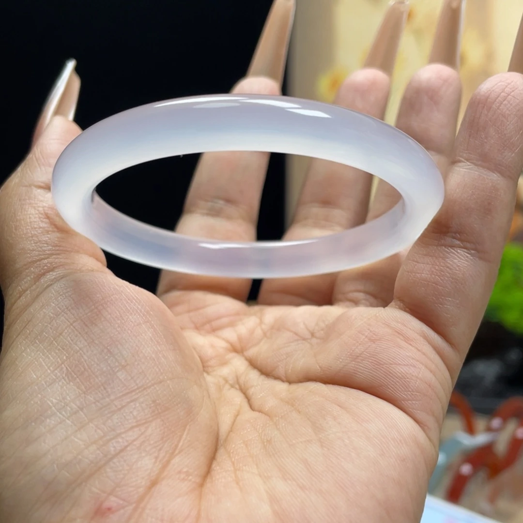 玛瑙/玉髓手镯未镶嵌.***?311-60