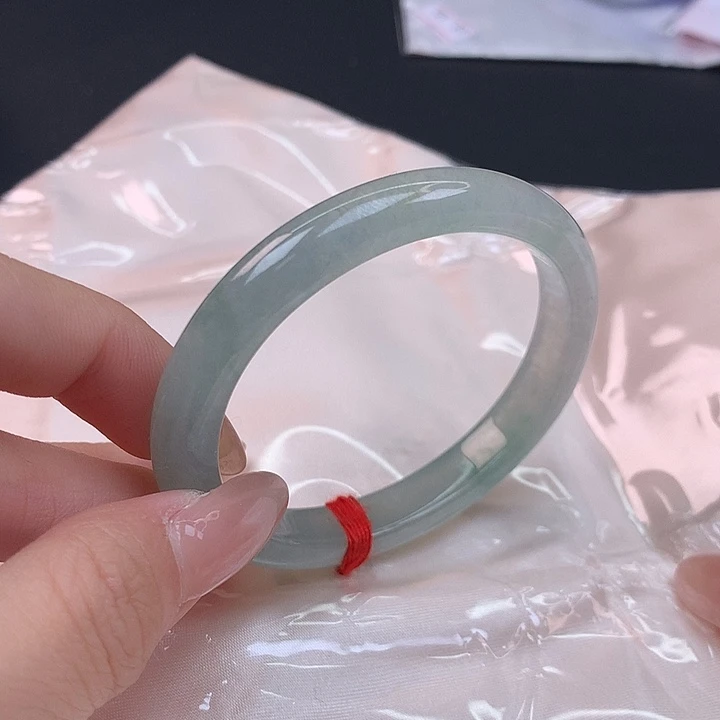 翡翠未镶嵌手镯54