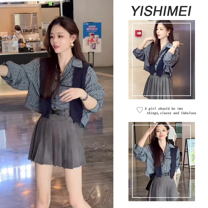 秋季时尚穿搭2025年新款韩系百搭披肩长袖格子衬衫高腰短裙三件套