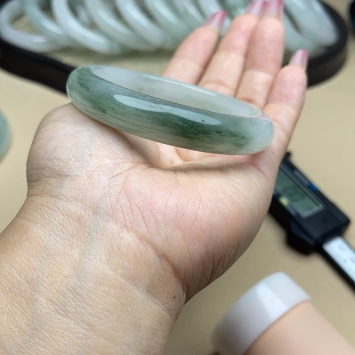 石英质玉（金丝玉）合金手镯