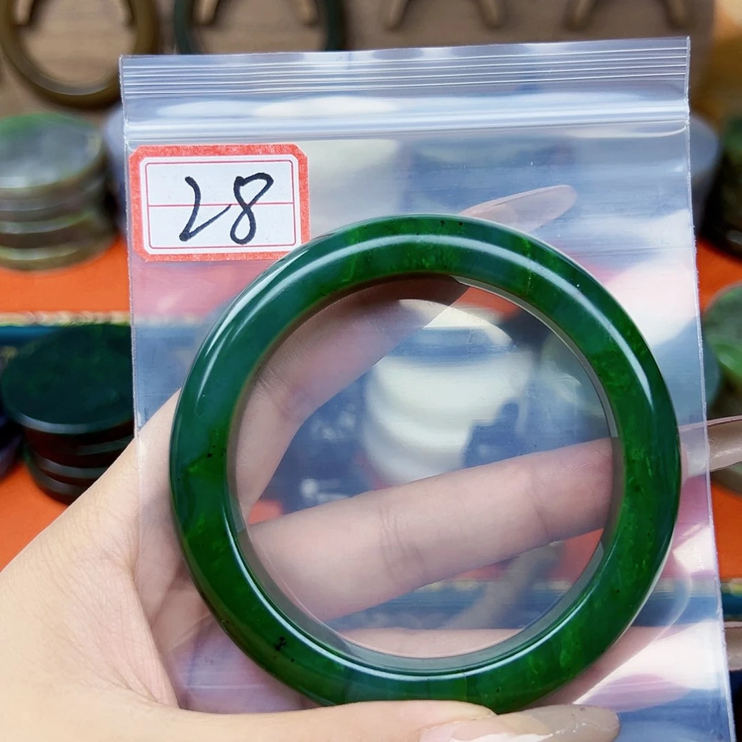 用***7和田玉未镶嵌珠宝半成品
