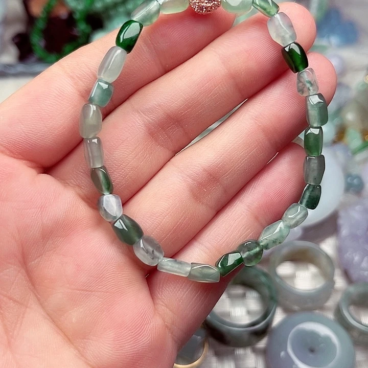 未镶嵌挂件翡翠翡翠