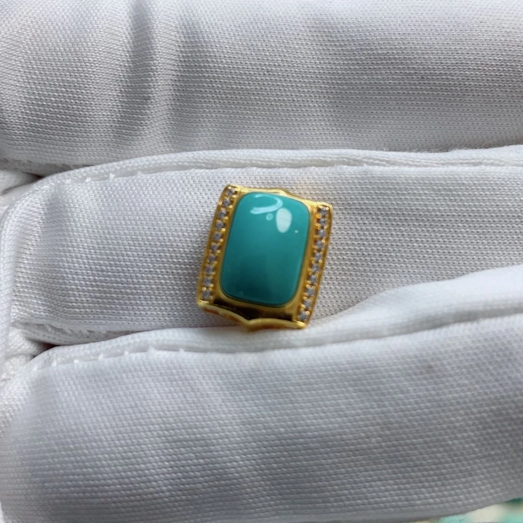 绿松石珠宝奇石18K金镶嵌