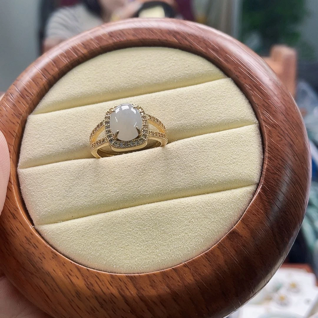 翡翠未镶嵌颈饰天然翡翠Ａ货