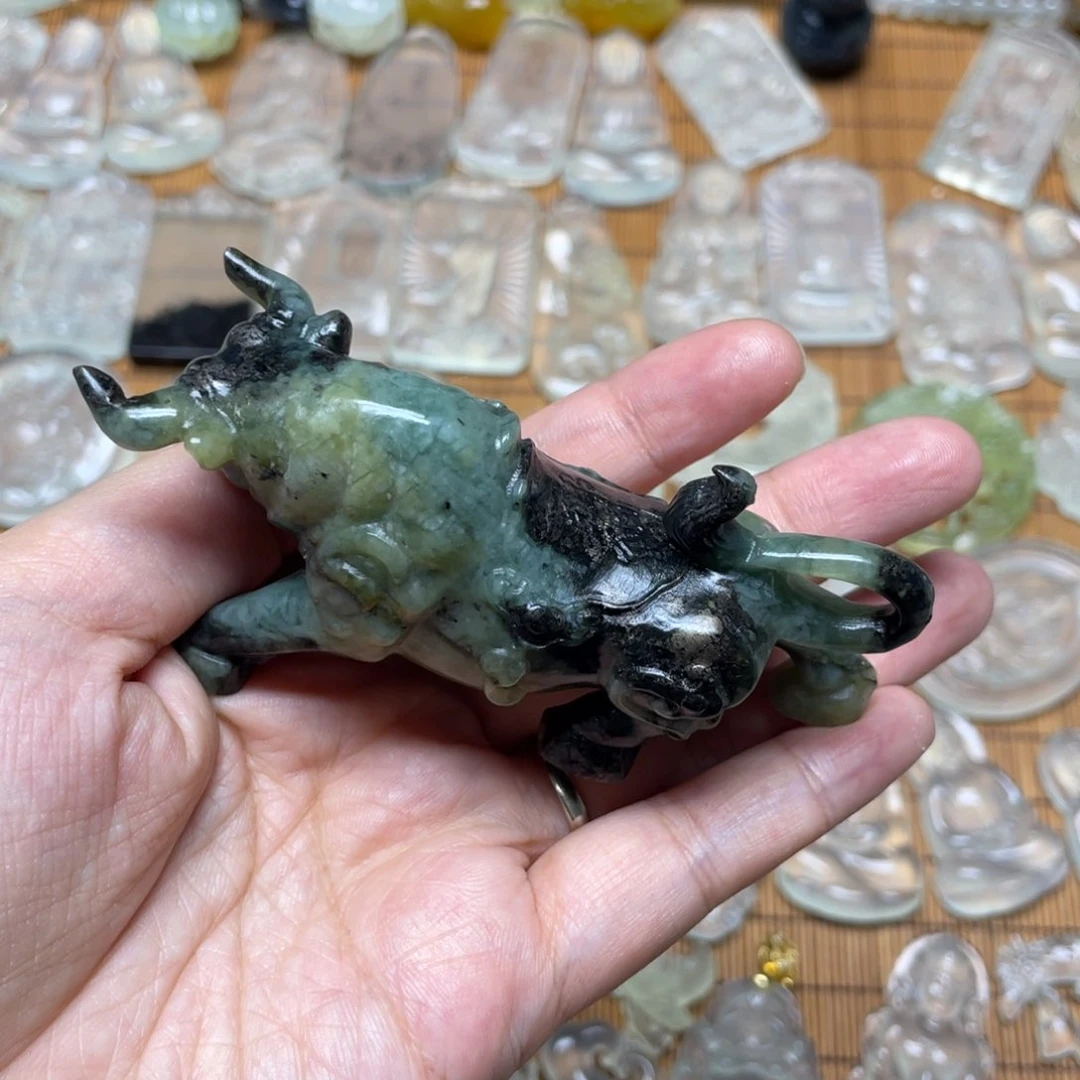 未镶嵌蛇纹石玉颈饰吧***爱