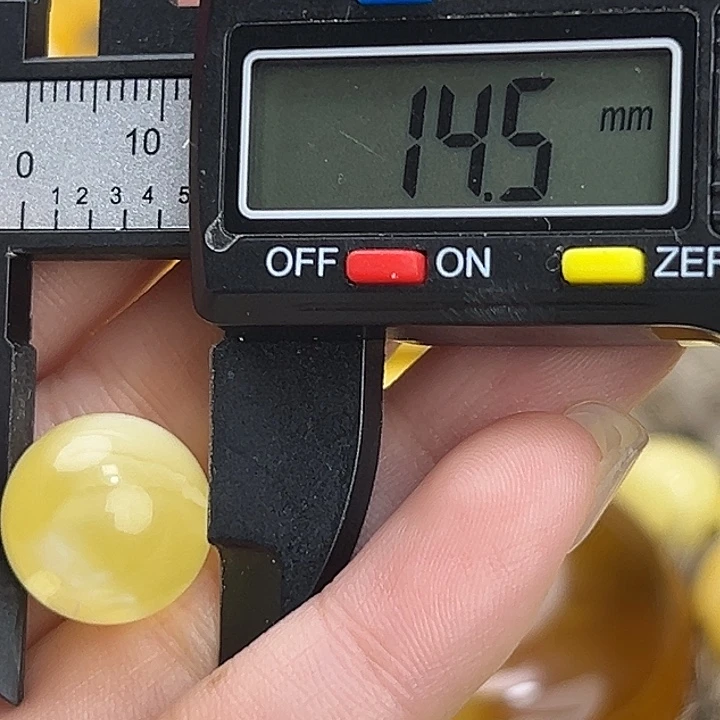 蜜蜡未镶嵌裸石蜜蜡61