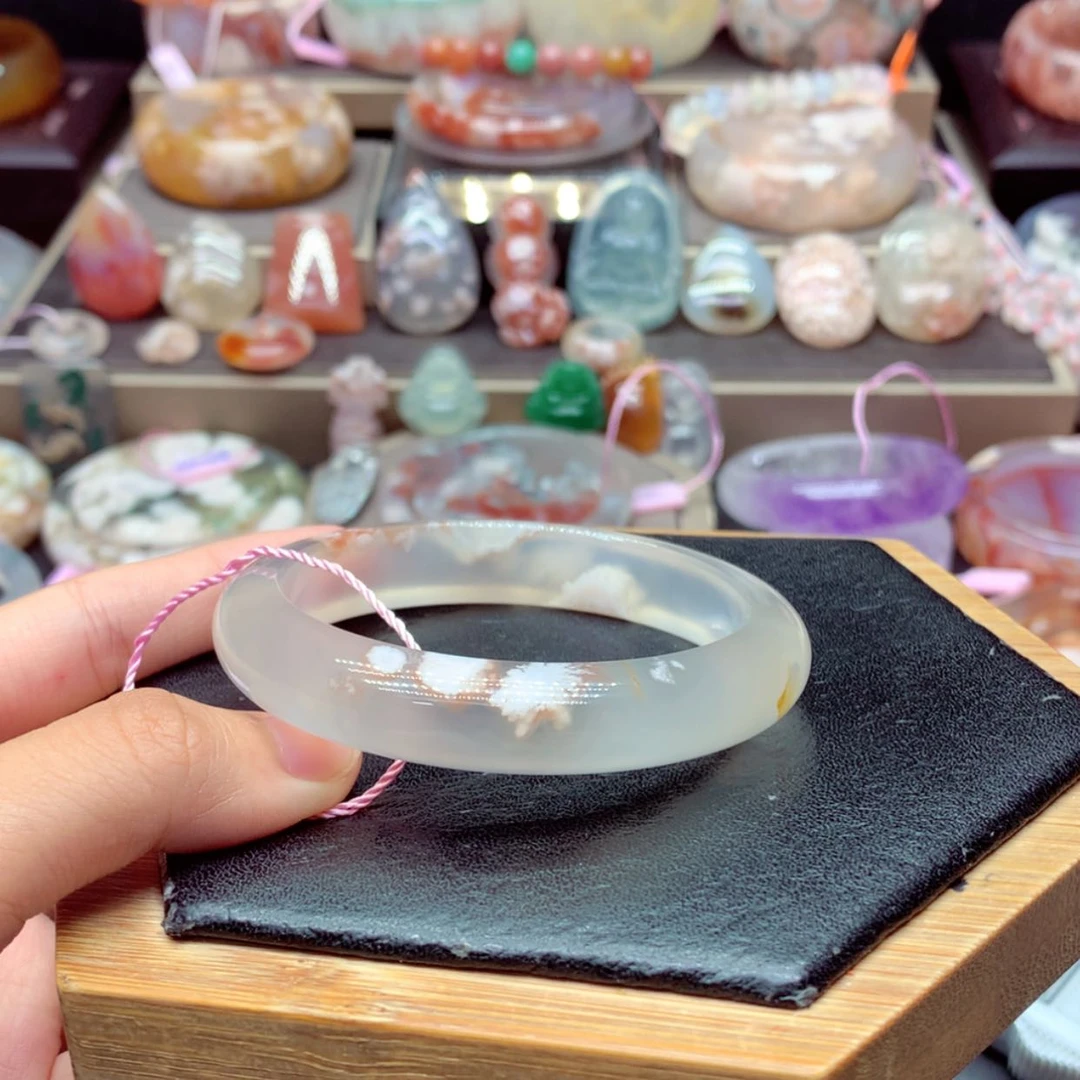 【闪购商品】玛瑙/玉髓手镯5未镶嵌?****