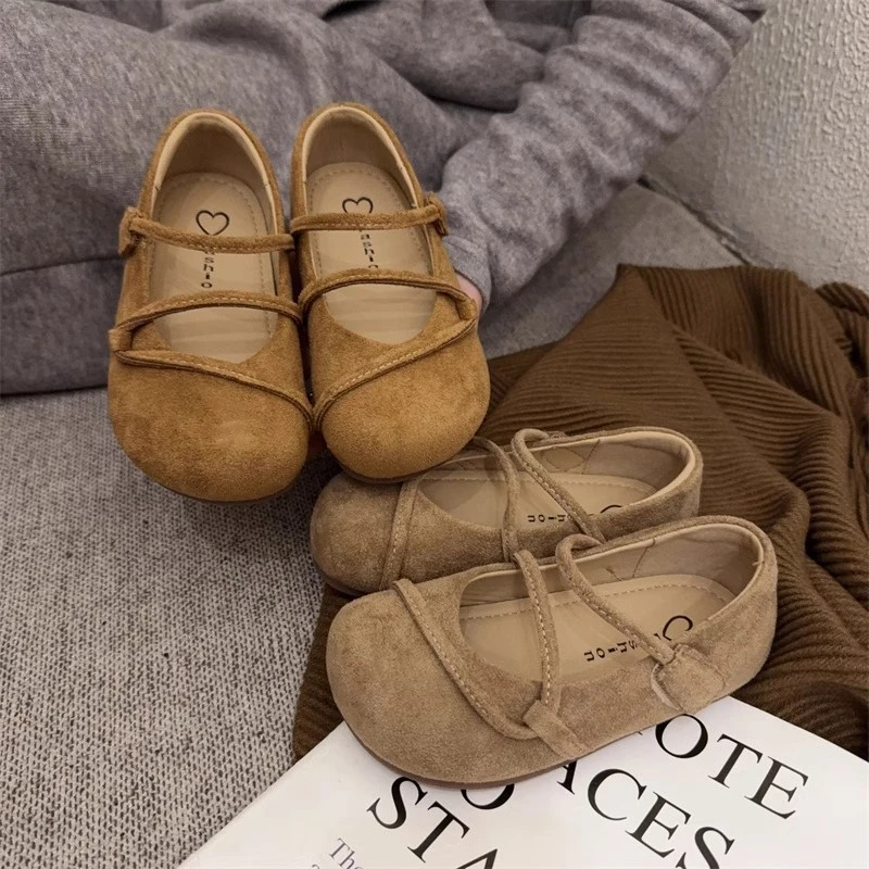 女童复古绑带皮鞋2025春款儿童软底绒面公主鞋时尚玛丽珍单鞋A136