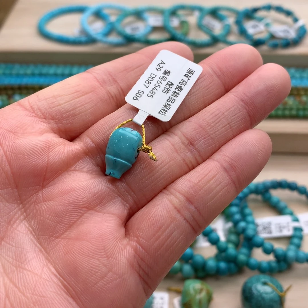 绿松石珠宝奇石未镶嵌