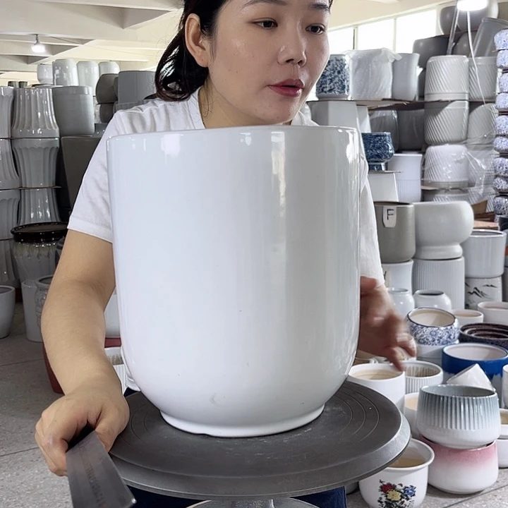 陶瓷口径24-27。亮白。。。