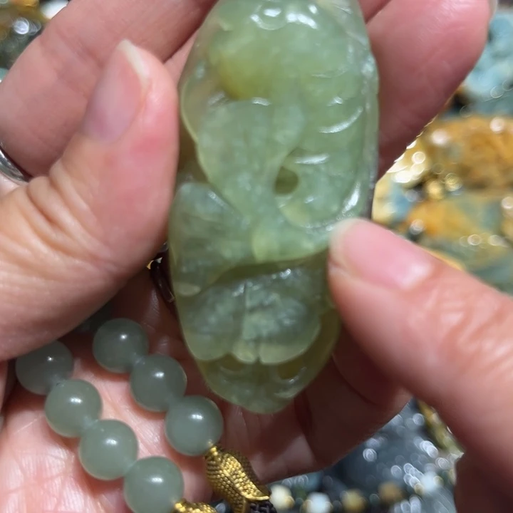 岫玉未镶嵌岫玉吊坠