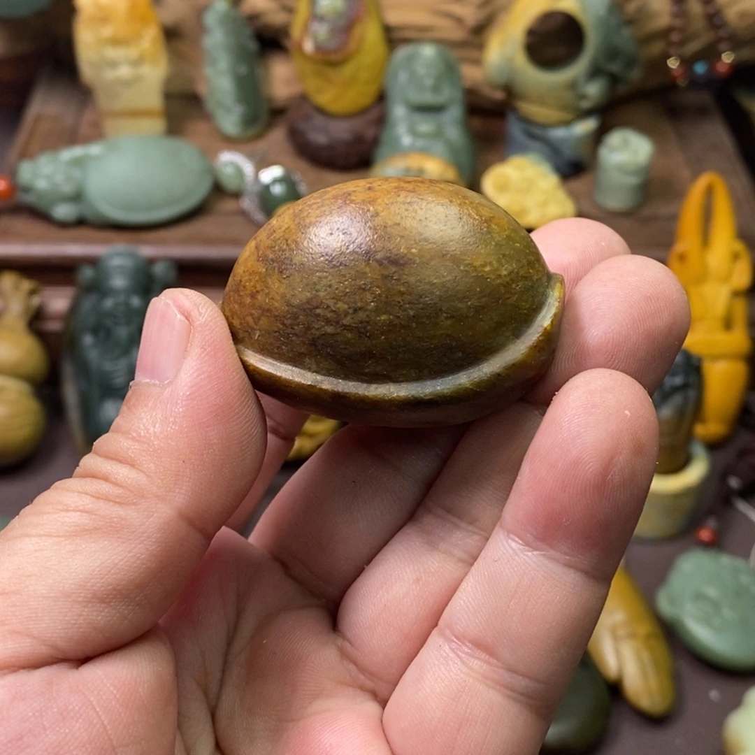 岫岩河磨玉（透闪石质玉）未镶嵌挂件