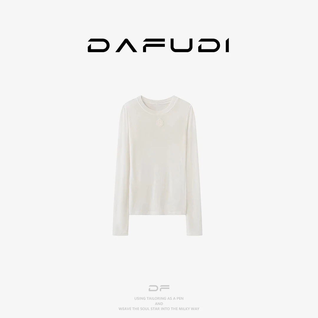 DZ容诺【T恤】2025秋季新款正肩纯色修身打底衫长袖T恤上衣女W7477