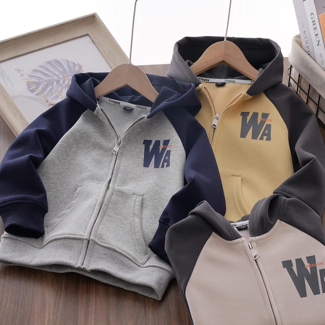 男女童装休闲连帽卫衣春新撞色户外中大童宽松舒适落肩上衣HB9364