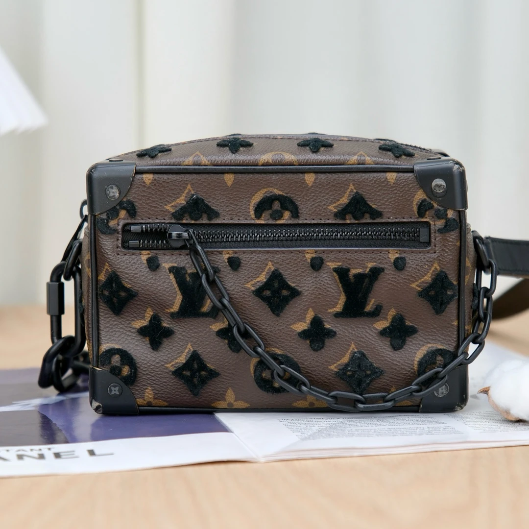 99新 LouisVuitton/路易威登 8399 LV soft trunk 棕色胸针
