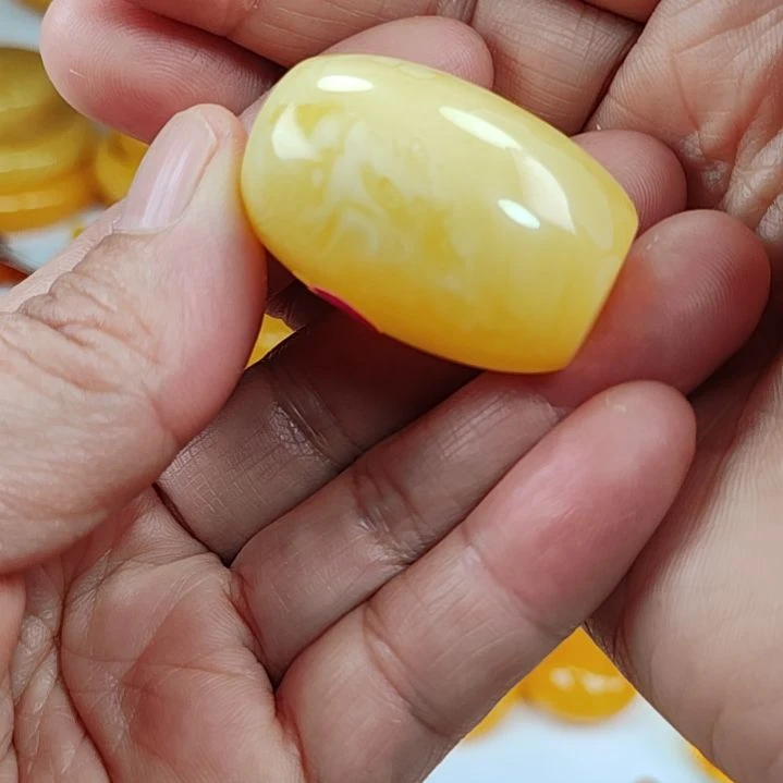 蜜蜡吊坠(赠链)未镶嵌