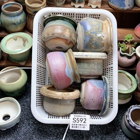 紫砂花盆592微瑕品口径6到7左右