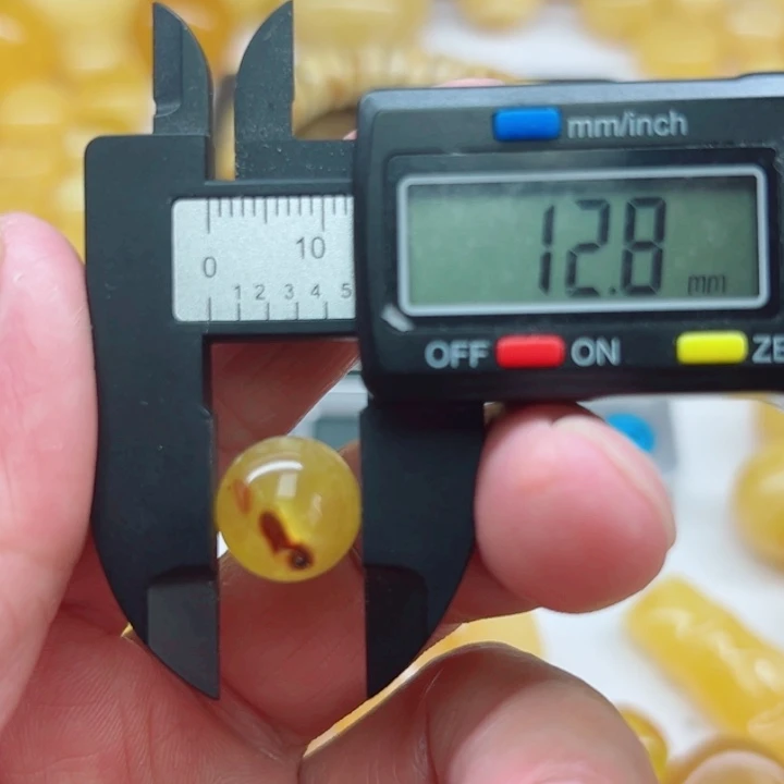 未镶嵌琥珀（矿物珀）裸石