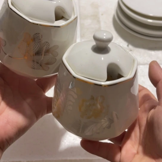 库存陶瓷瑕疵不影响使用
