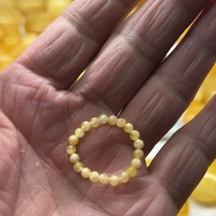 琥珀（矿物珀）未镶嵌裸石