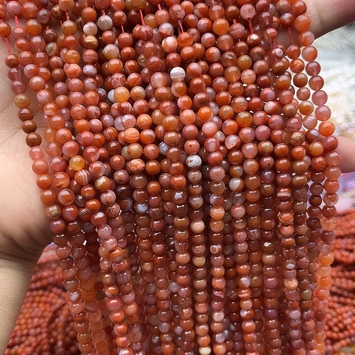 玛瑙/玉髓未镶嵌珠宝半成品一条4.5mm左右飘花南红