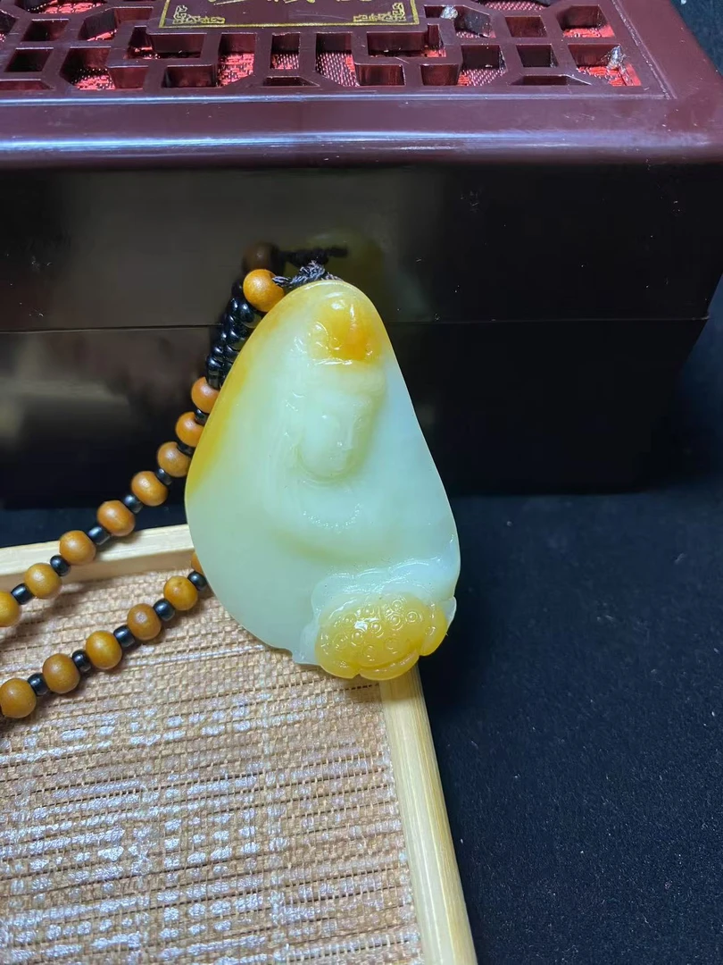 新疆和田玉黄口料观音吊坠挂件油油润润无脏杂棉简约大气好看款式