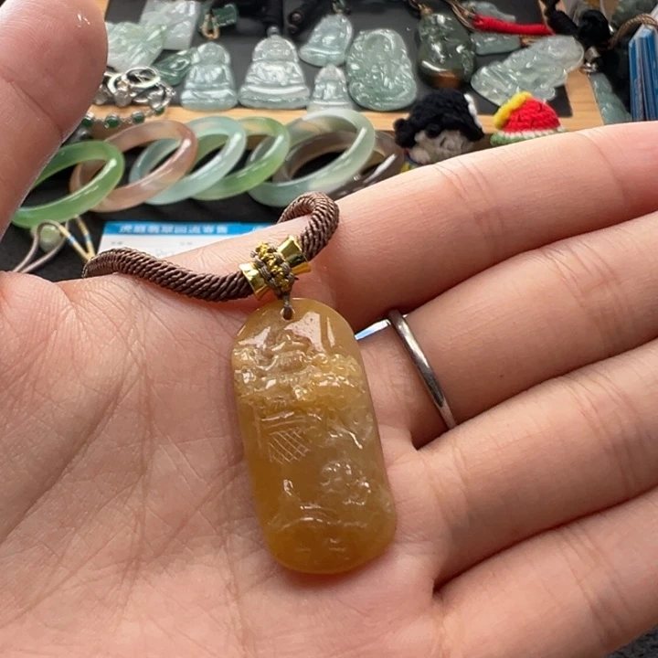 翡翠未镶嵌颈饰天然A货缅甸翡翠