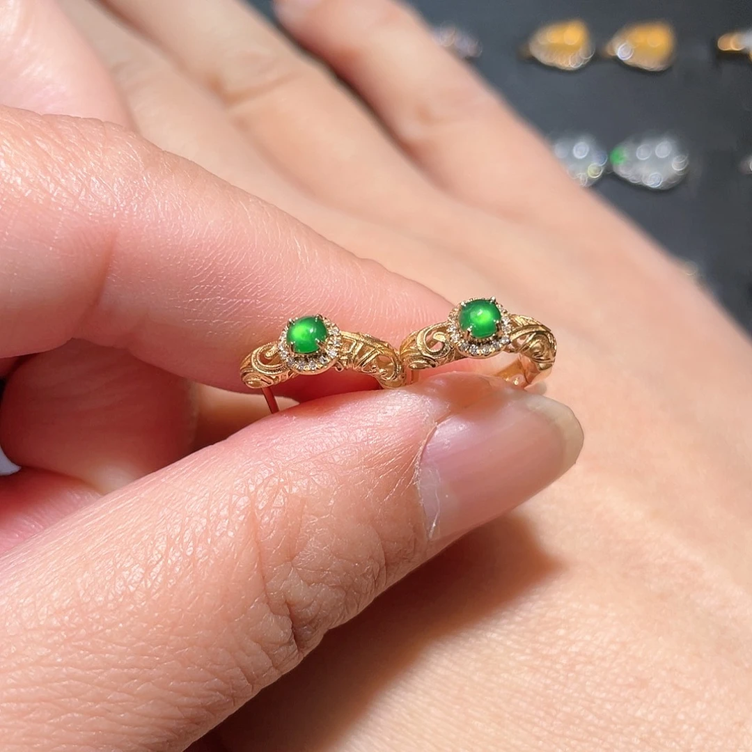 翡翠耳饰18K金镶嵌南非钻