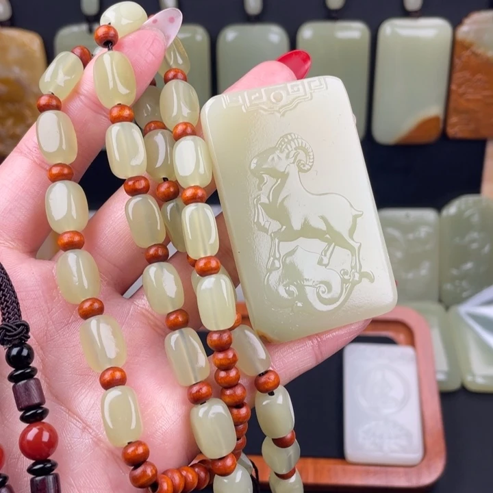 新疆昆仑山料，一物一拍