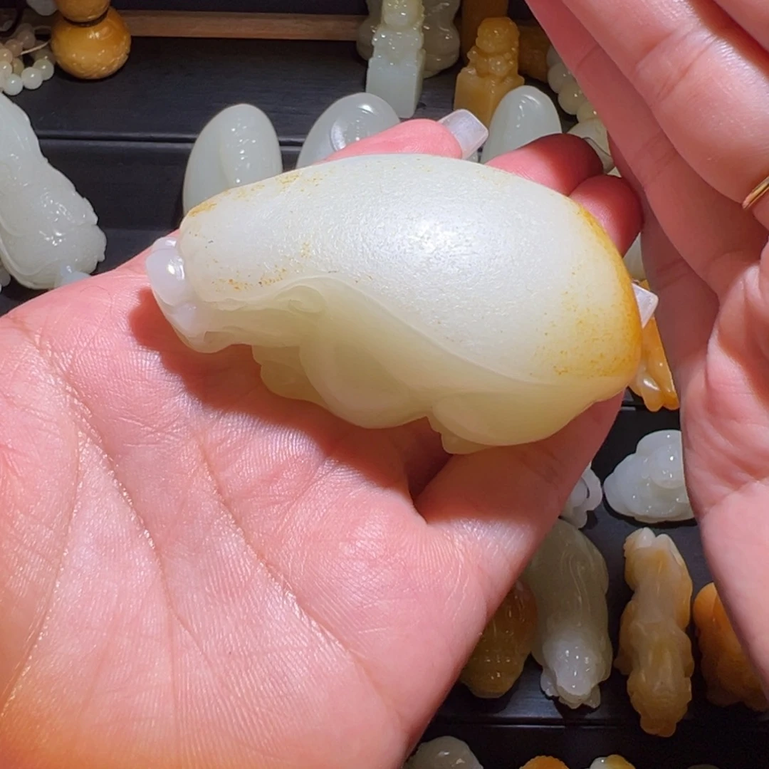 颈饰未镶嵌和田玉十*月