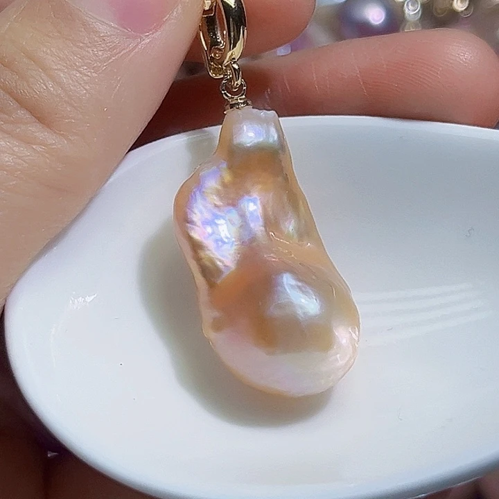 颈饰未镶嵌淡水珍珠