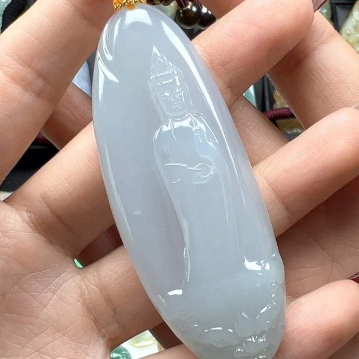 翡翠颈饰未镶嵌观音