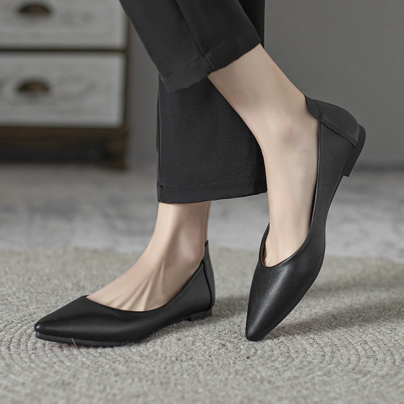 软皮工作鞋女黑色久上班百搭软底皮鞋不累脚尖头单鞋女平底站工装