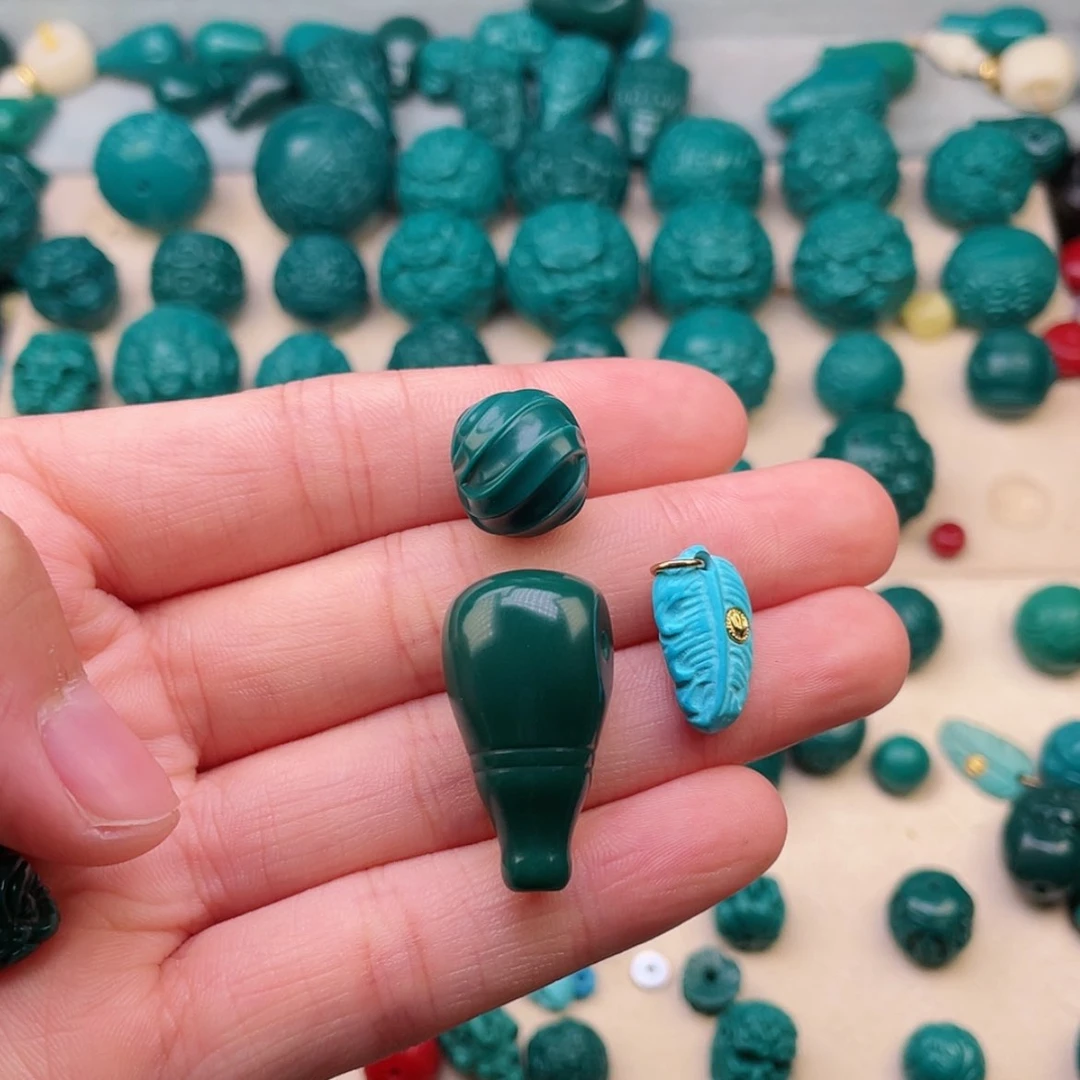 【闪购商品】琉璃颈饰刚****昌1111111