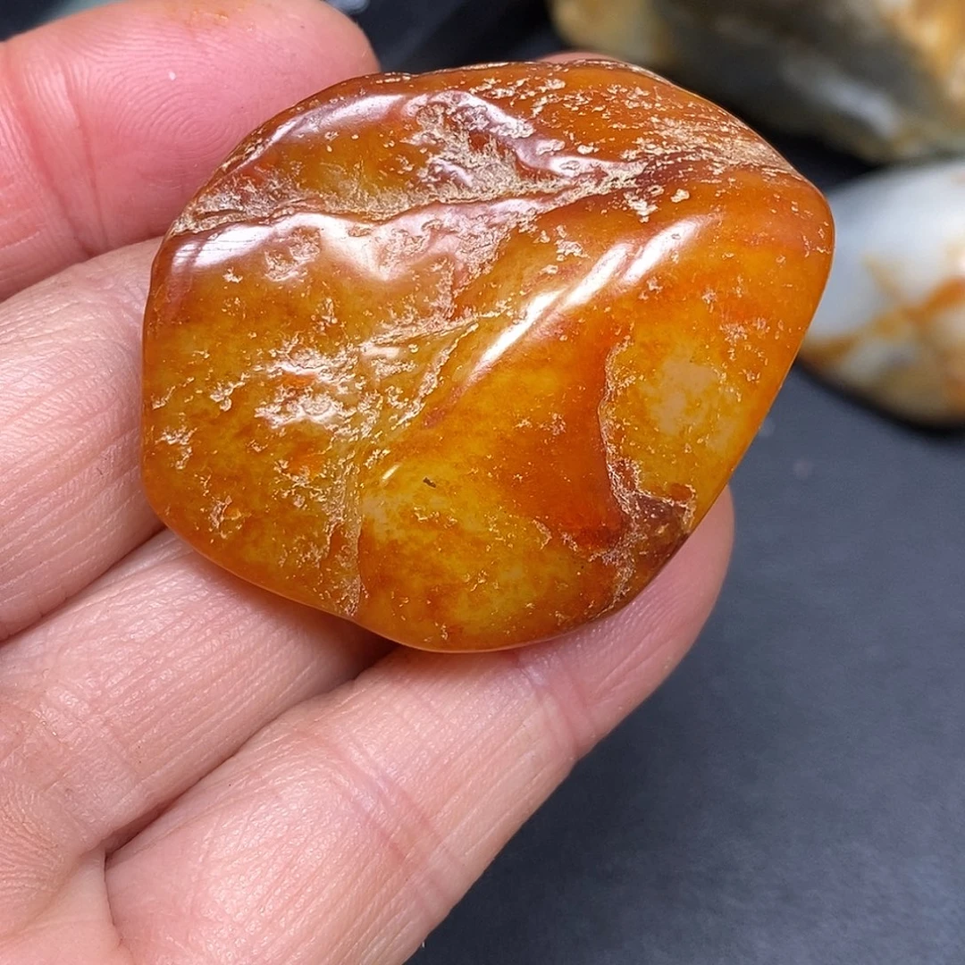 和田玉未镶嵌珠宝奇石