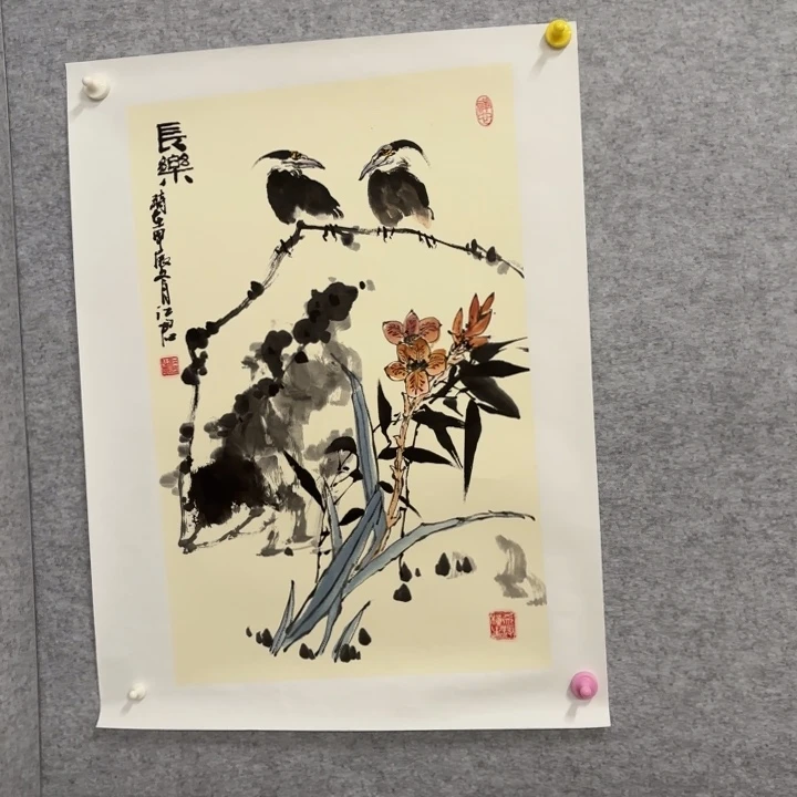 国画花鸟等多种鸟类的栖息