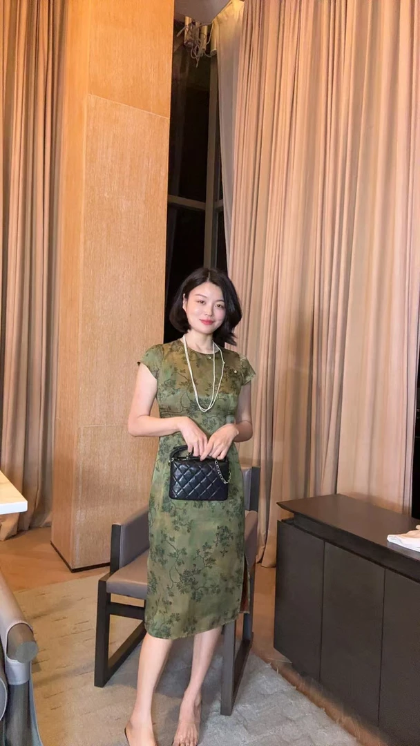 TANTAN 真丝香云纱气质绿色印花旗袍1602