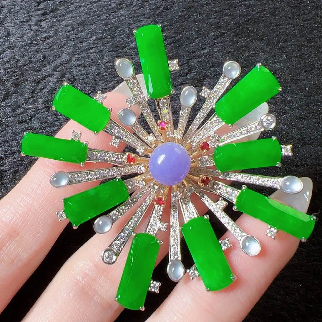 翡翠颈饰18K金镶嵌签收后24小时鉴赏期，过时不退