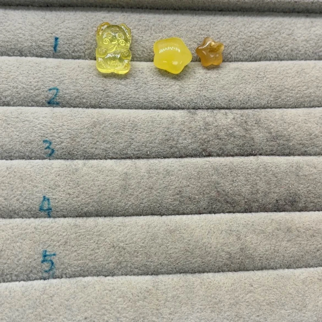 【闪购商品】琥珀裸石未镶嵌青*?天然琥珀